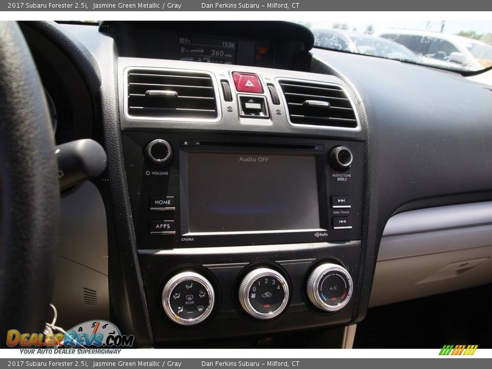 2017 Subaru Forester 2.5i Jasmine Green Metallic / Gray Photo #18
