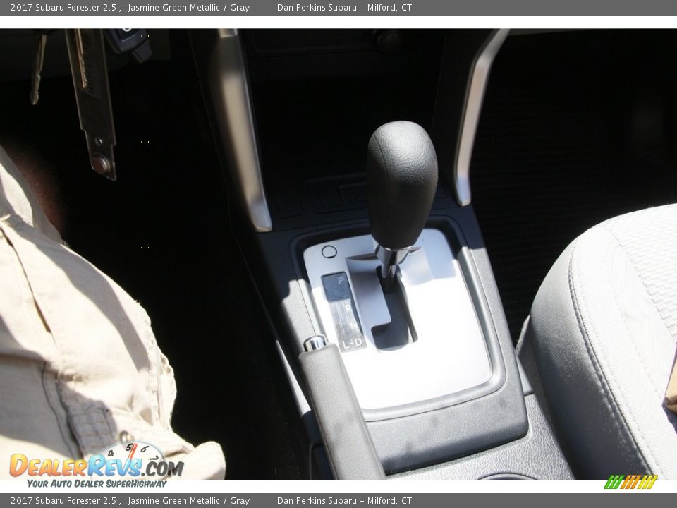 2017 Subaru Forester 2.5i Jasmine Green Metallic / Gray Photo #20