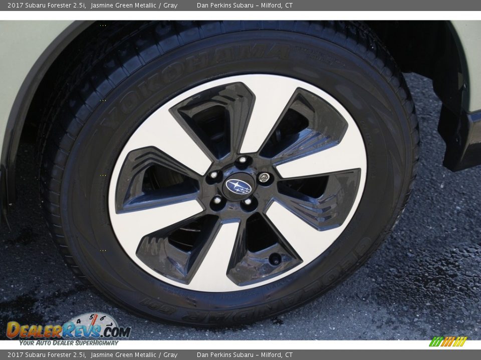 2017 Subaru Forester 2.5i Jasmine Green Metallic / Gray Photo #23