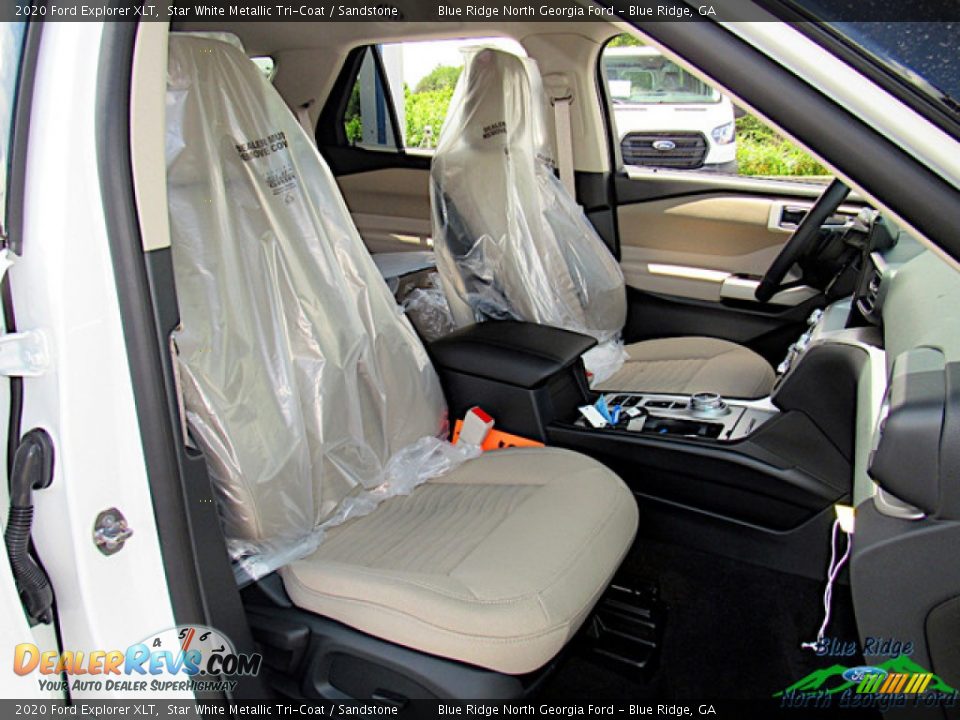 2020 Ford Explorer XLT Star White Metallic Tri-Coat / Sandstone Photo #12