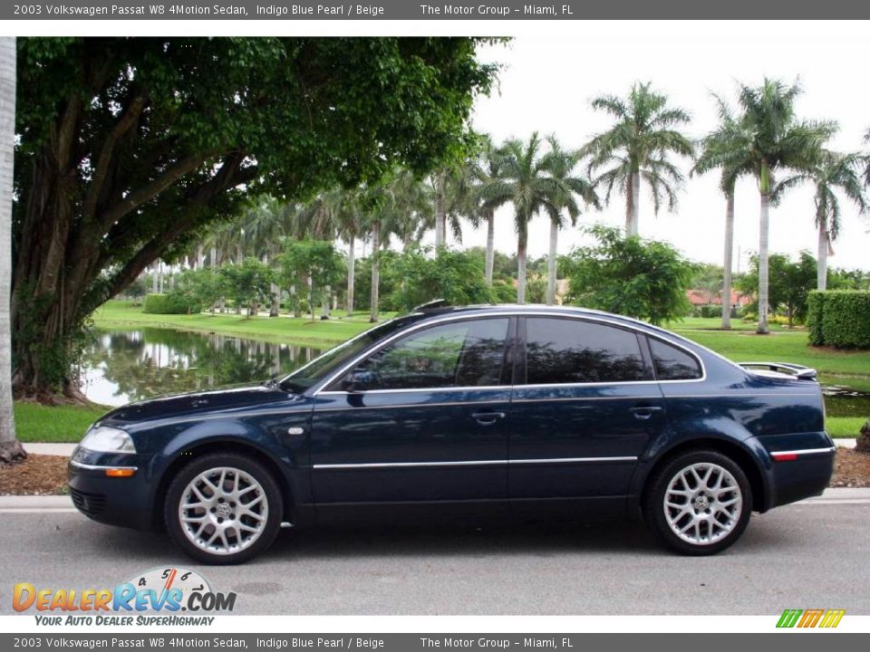 2003 Volkswagen Passat W8 4Motion Sedan Indigo Blue Pearl / Beige Photo #4