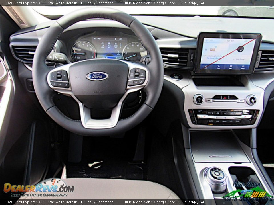 2020 Ford Explorer XLT Star White Metallic Tri-Coat / Sandstone Photo #16