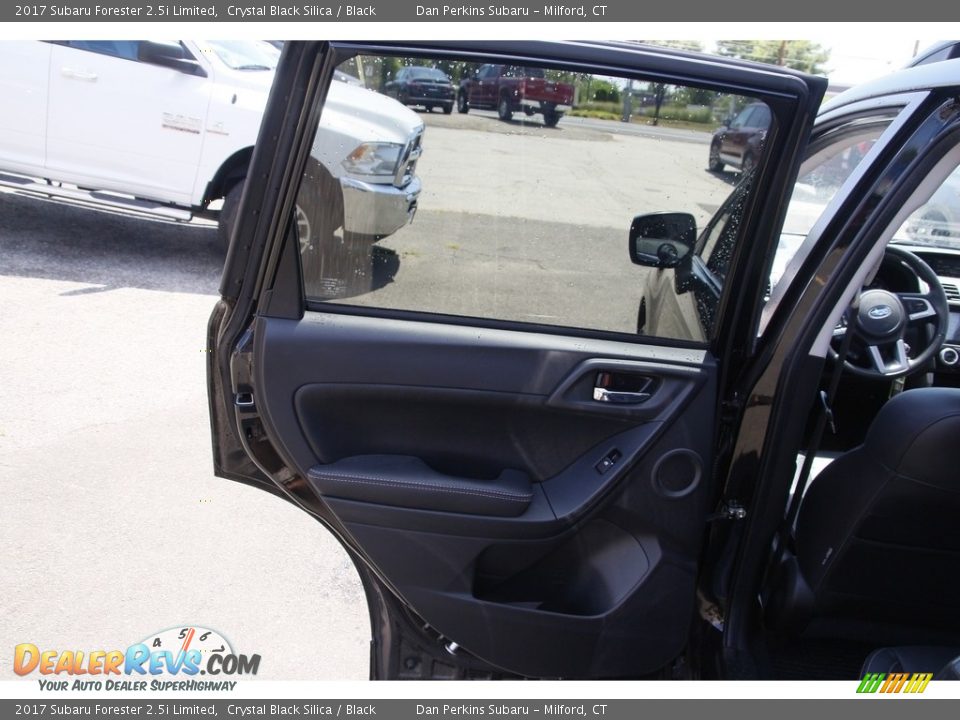 2017 Subaru Forester 2.5i Limited Crystal Black Silica / Black Photo #12