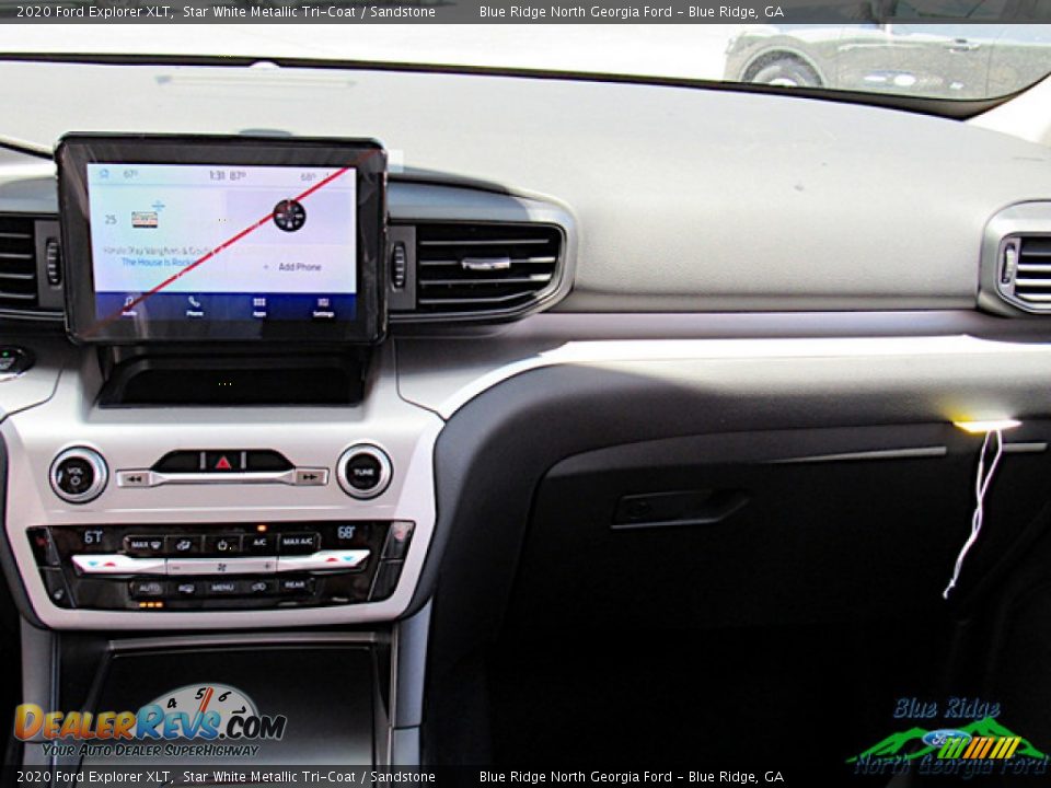 2020 Ford Explorer XLT Star White Metallic Tri-Coat / Sandstone Photo #17
