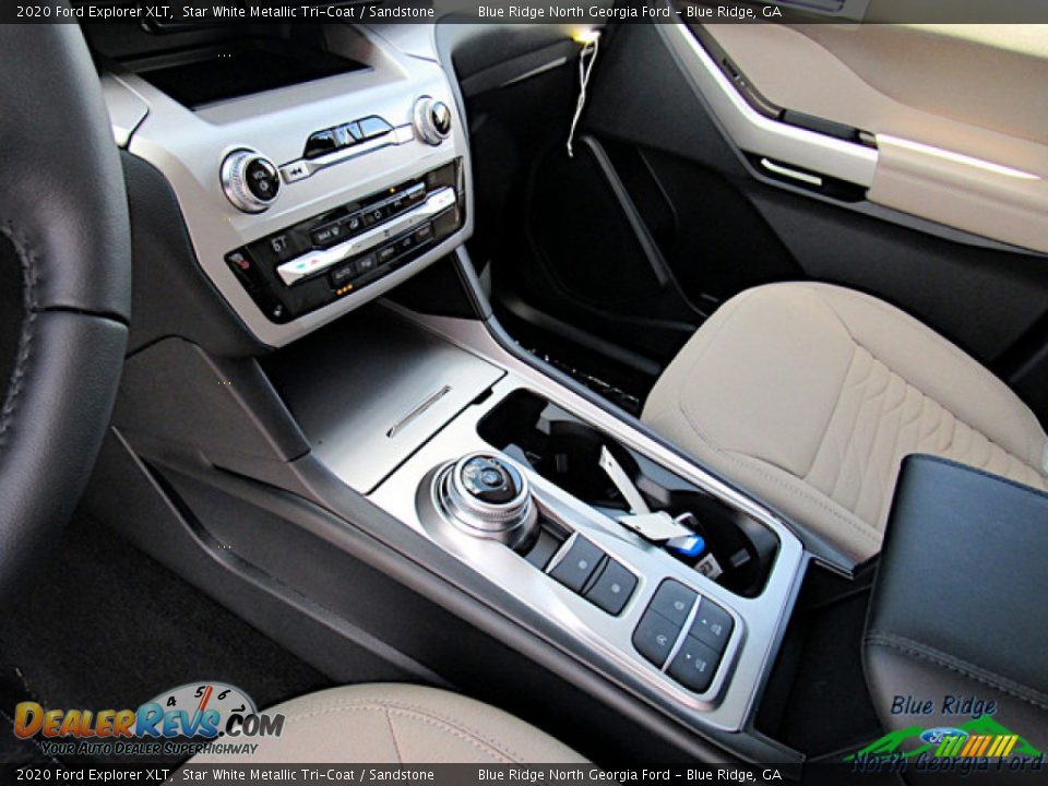 2020 Ford Explorer XLT Star White Metallic Tri-Coat / Sandstone Photo #24