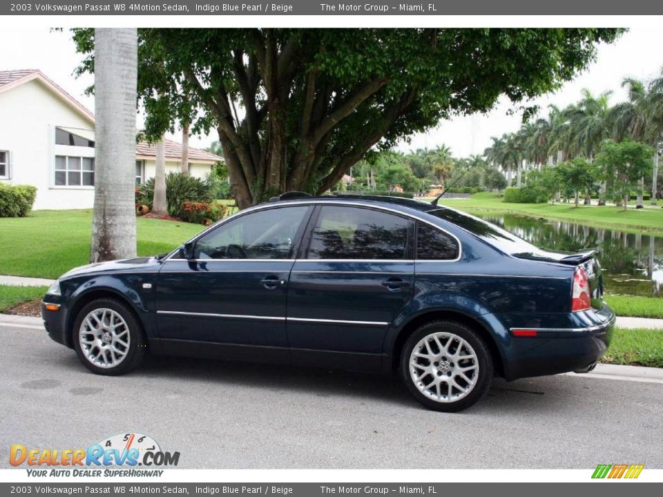 2003 Volkswagen Passat W8 4Motion Sedan Indigo Blue Pearl / Beige Photo #6