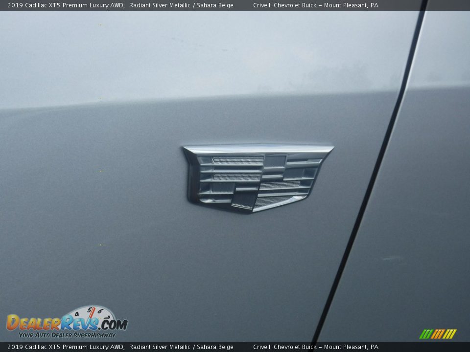 2019 Cadillac XT5 Premium Luxury AWD Radiant Silver Metallic / Sahara Beige Photo #5