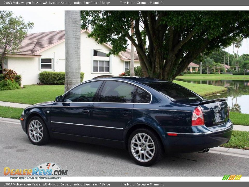 2003 Volkswagen Passat W8 4Motion Sedan Indigo Blue Pearl / Beige Photo #7