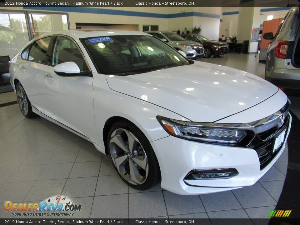 2019 Honda Accord Touring Sedan Platinum White Pearl / Black Photo #3