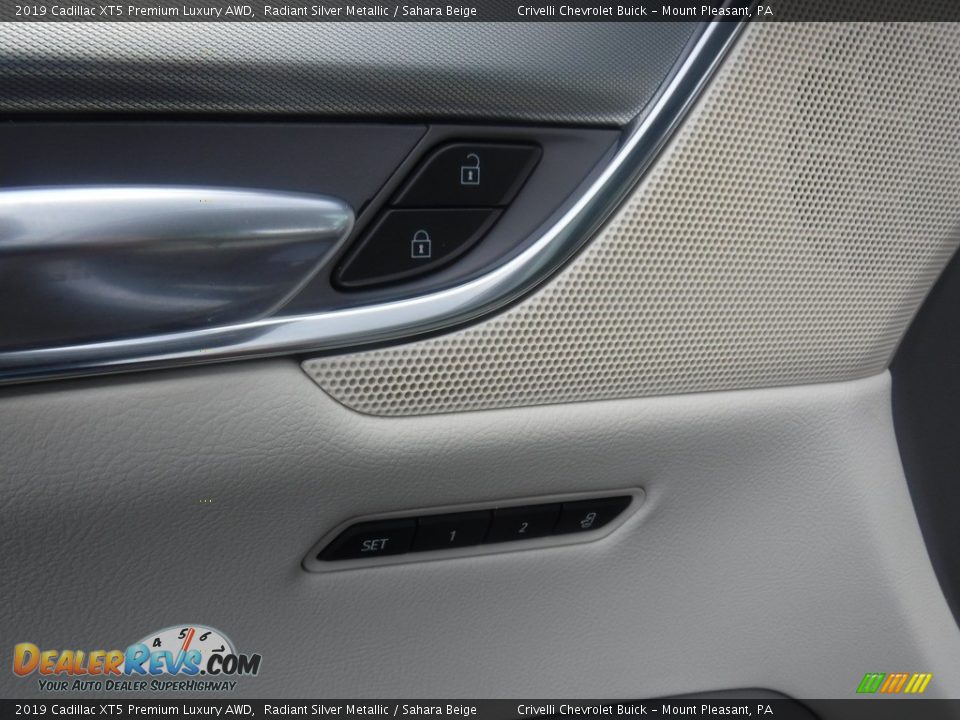 2019 Cadillac XT5 Premium Luxury AWD Radiant Silver Metallic / Sahara Beige Photo #20