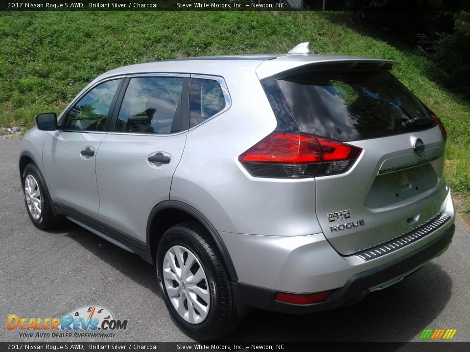 2017 Nissan Rogue S AWD Brilliant Silver / Charcoal Photo #7