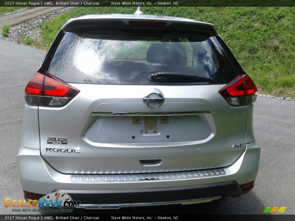 2017 Nissan Rogue S AWD Brilliant Silver / Charcoal Photo #8