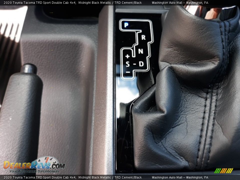 2020 Toyota Tacoma TRD Sport Double Cab 4x4 Shifter Photo #13