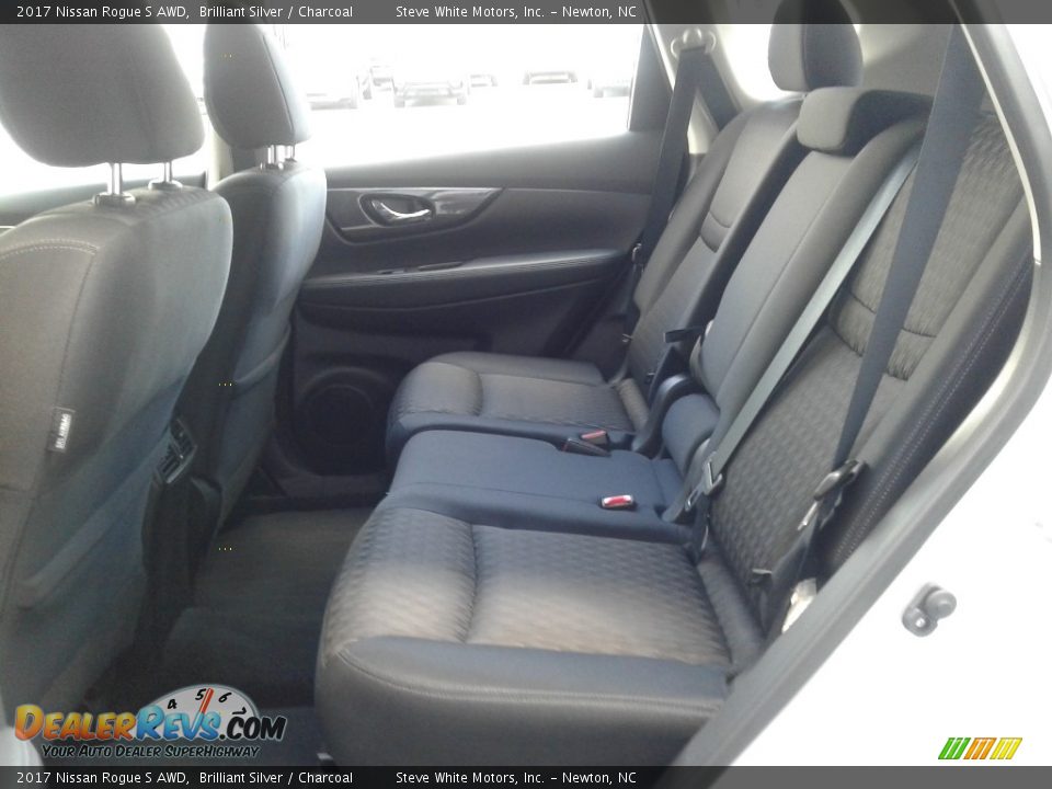 2017 Nissan Rogue S AWD Brilliant Silver / Charcoal Photo #12