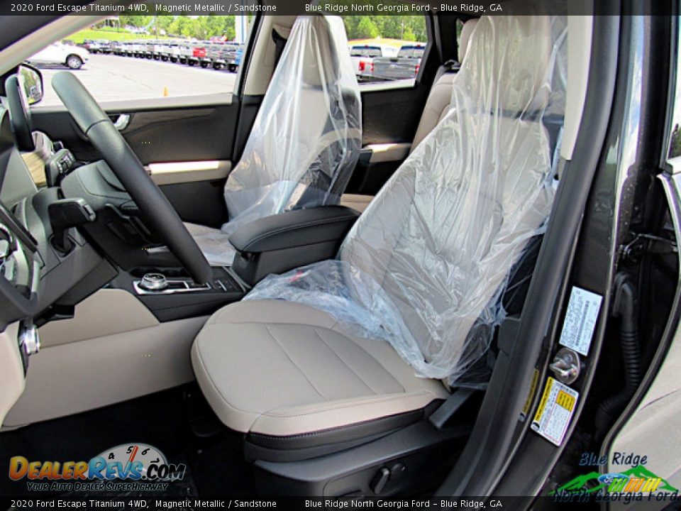 2020 Ford Escape Titanium 4WD Magnetic Metallic / Sandstone Photo #11