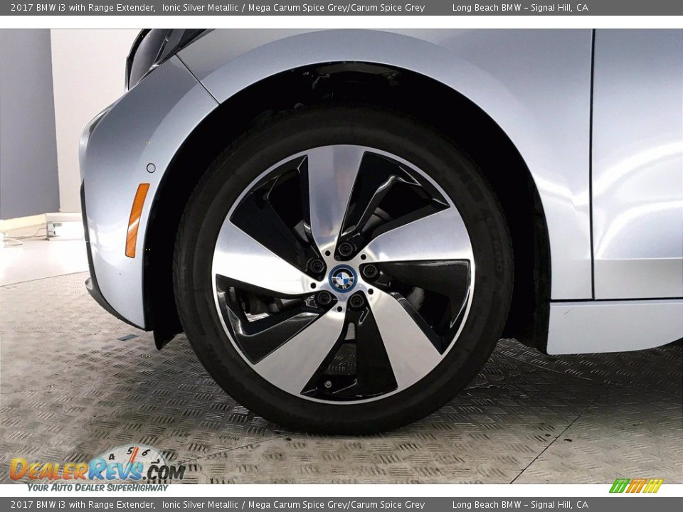 2017 BMW i3 with Range Extender Ionic Silver Metallic / Mega Carum Spice Grey/Carum Spice Grey Photo #8