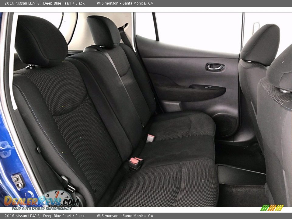 Rear Seat of 2016 Nissan LEAF S Photo #13