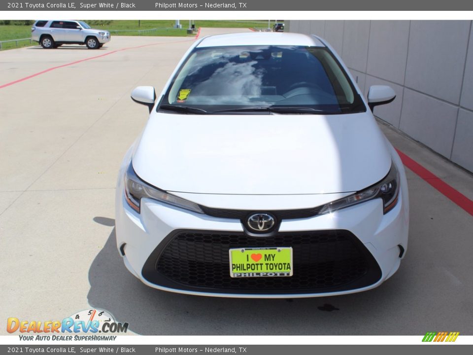 2021 Toyota Corolla LE Super White / Black Photo #3