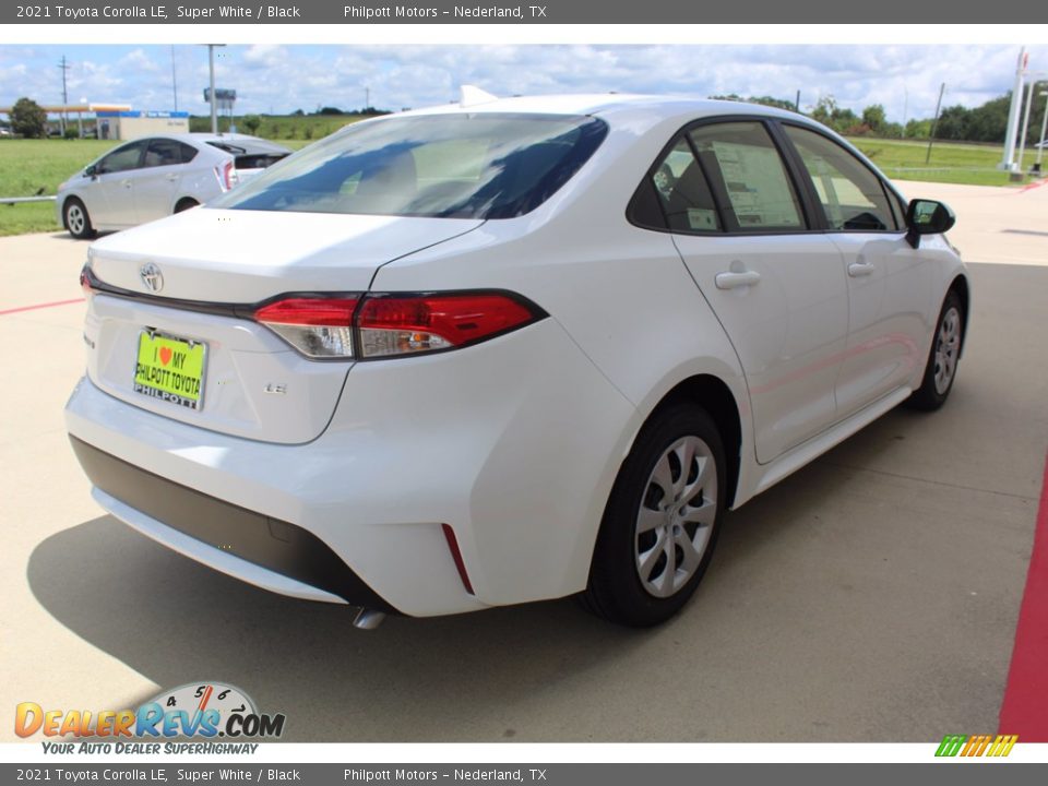 2021 Toyota Corolla LE Super White / Black Photo #8