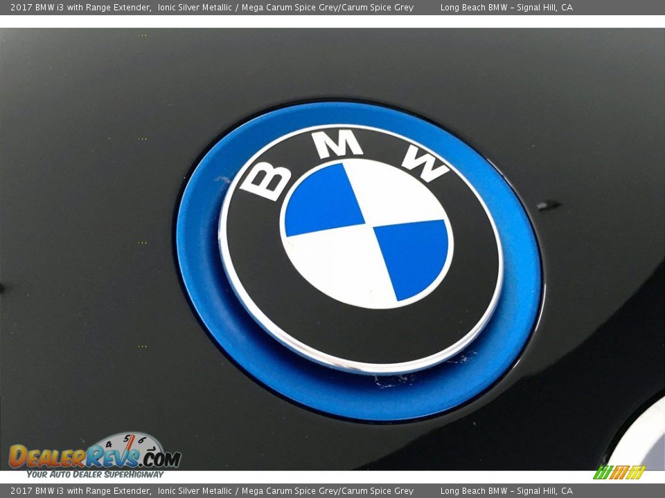 2017 BMW i3 with Range Extender Ionic Silver Metallic / Mega Carum Spice Grey/Carum Spice Grey Photo #32