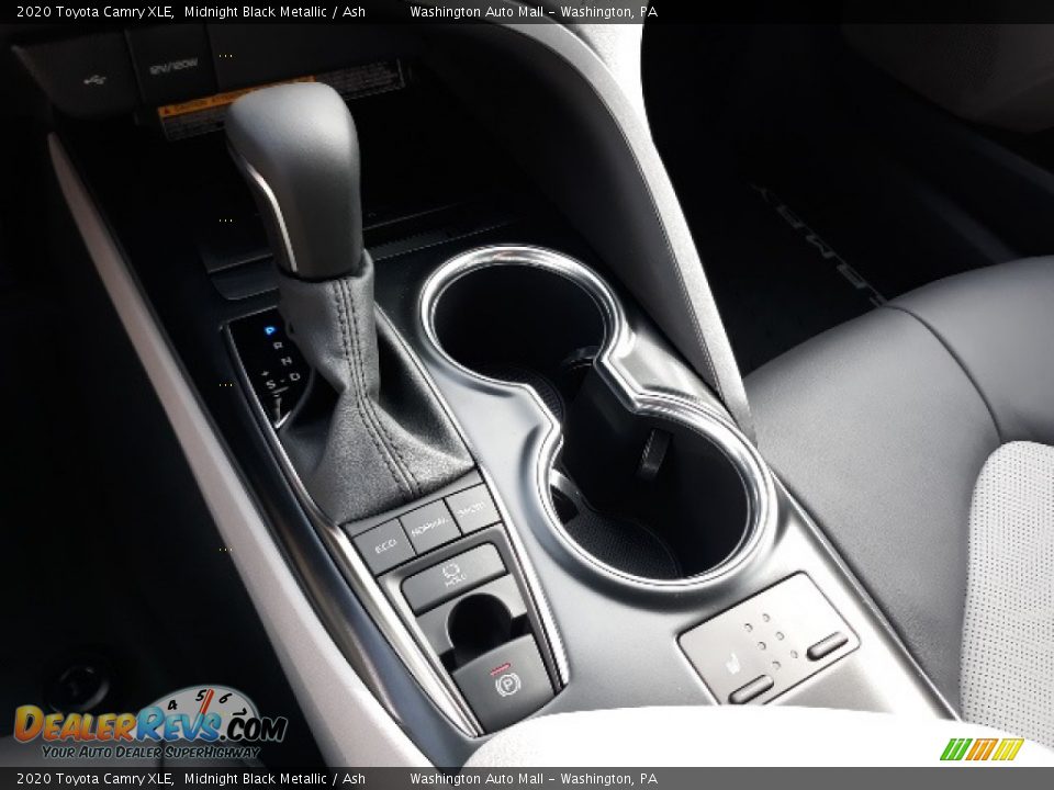 2020 Toyota Camry XLE Midnight Black Metallic / Ash Photo #14