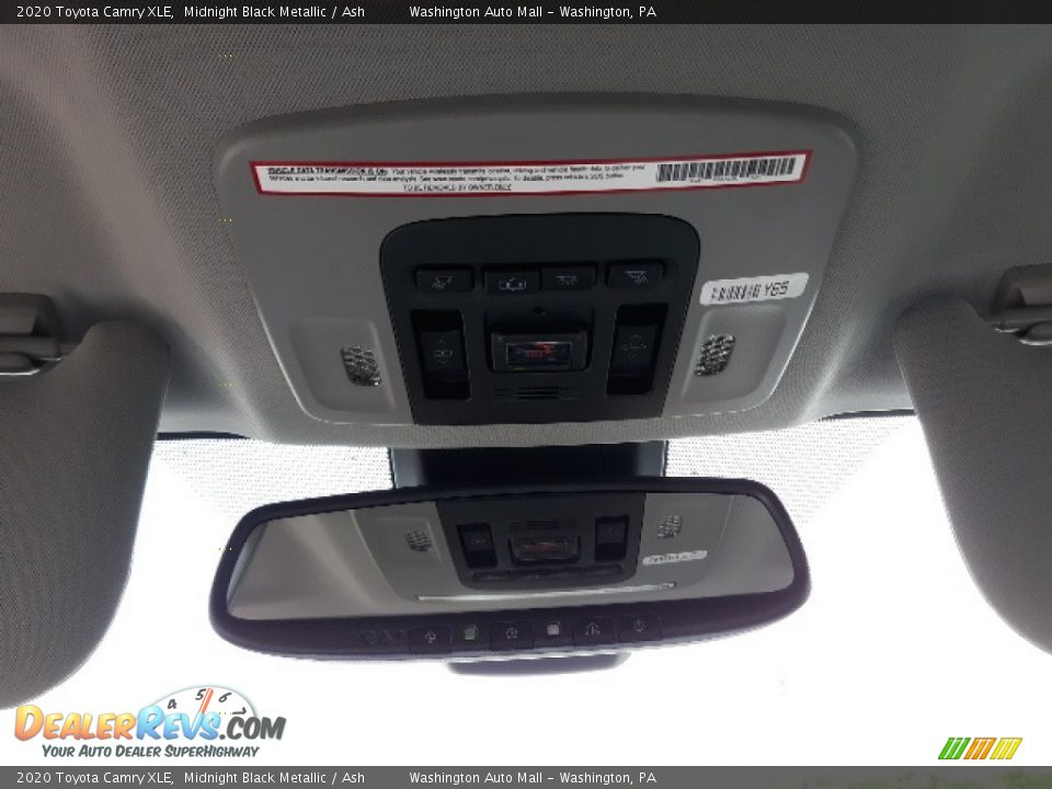 2020 Toyota Camry XLE Midnight Black Metallic / Ash Photo #19