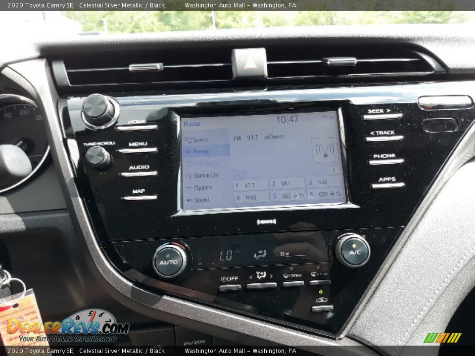Controls of 2020 Toyota Camry SE Photo #11