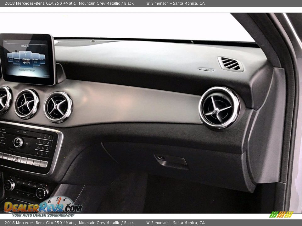 2018 Mercedes-Benz GLA 250 4Matic Mountain Grey Metallic / Black Photo #28
