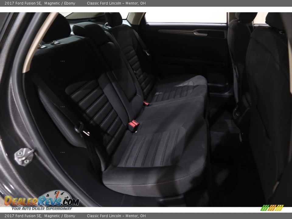 2017 Ford Fusion SE Magnetic / Ebony Photo #20