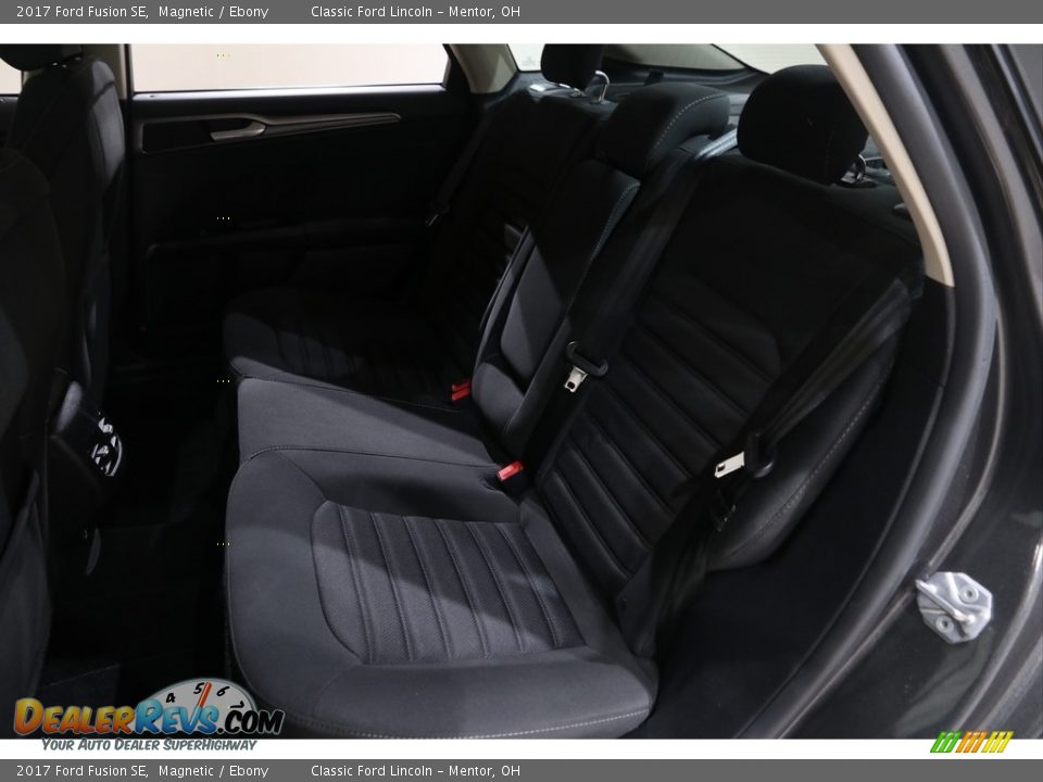 2017 Ford Fusion SE Magnetic / Ebony Photo #21
