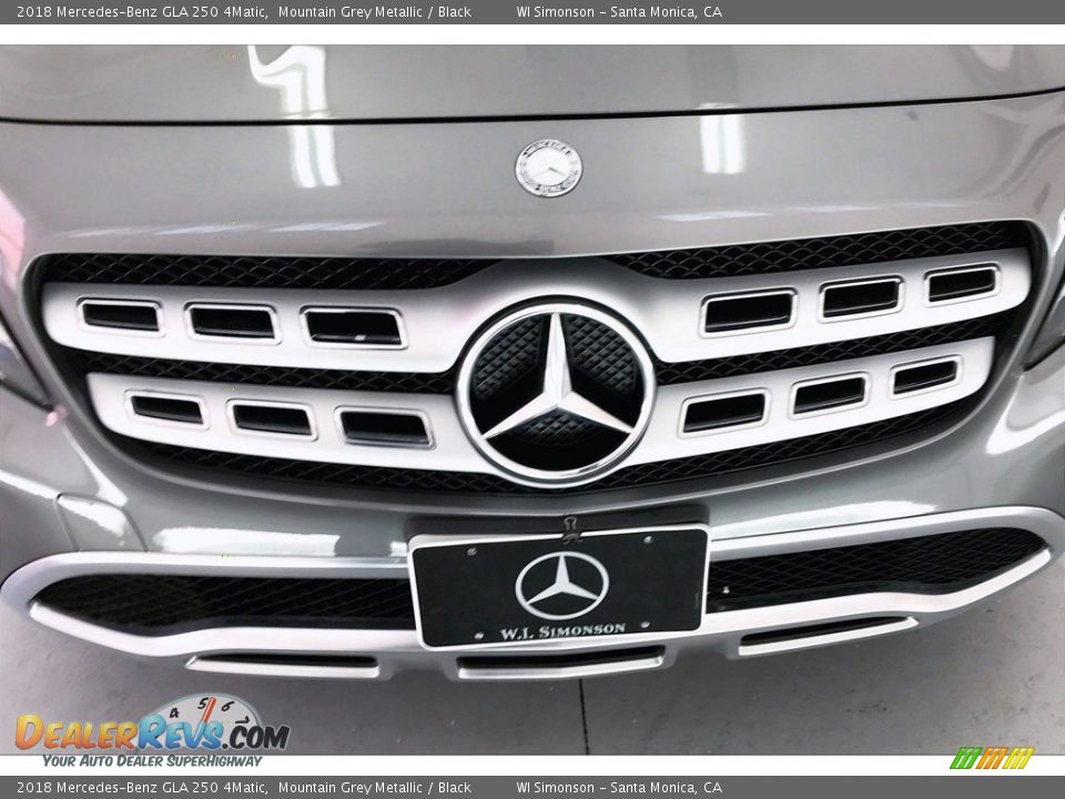 2018 Mercedes-Benz GLA 250 4Matic Mountain Grey Metallic / Black Photo #33