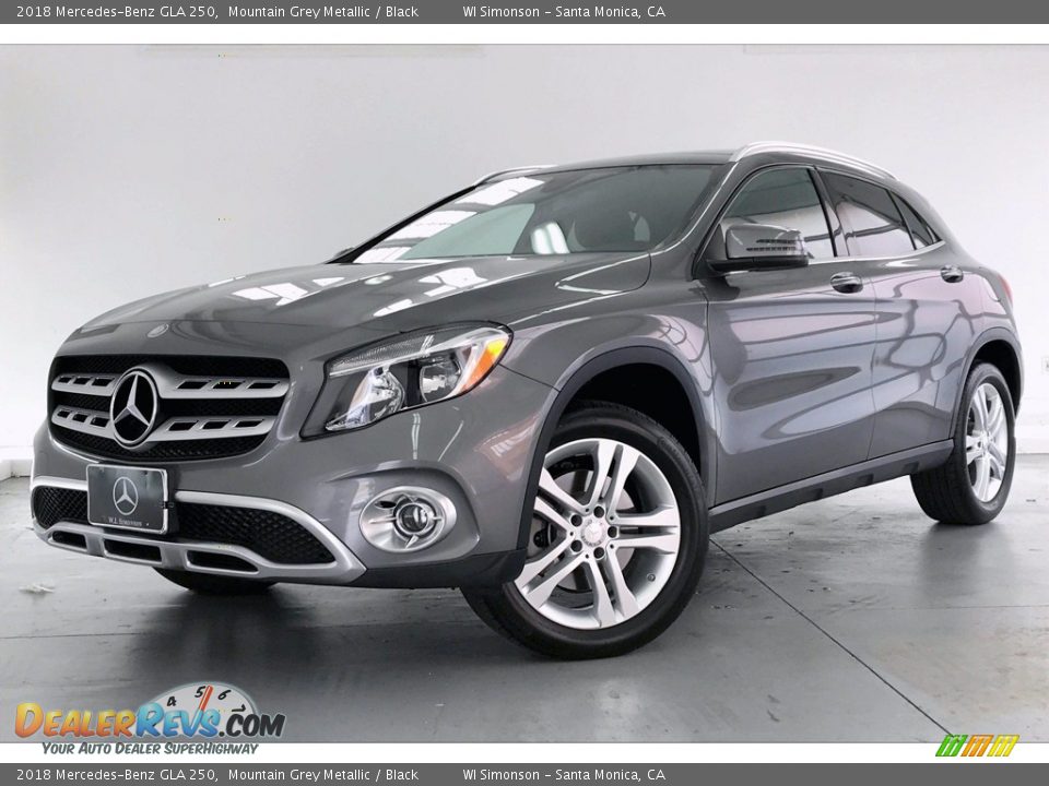 2018 Mercedes-Benz GLA 250 Mountain Grey Metallic / Black Photo #12