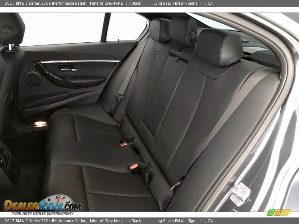 2017 BMW 3 Series 330e iPerfomance Sedan Mineral Grey Metallic / Black Photo #30