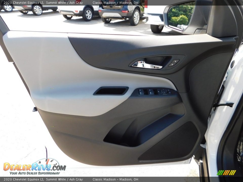 2020 Chevrolet Equinox LS Summit White / Ash Gray Photo #10