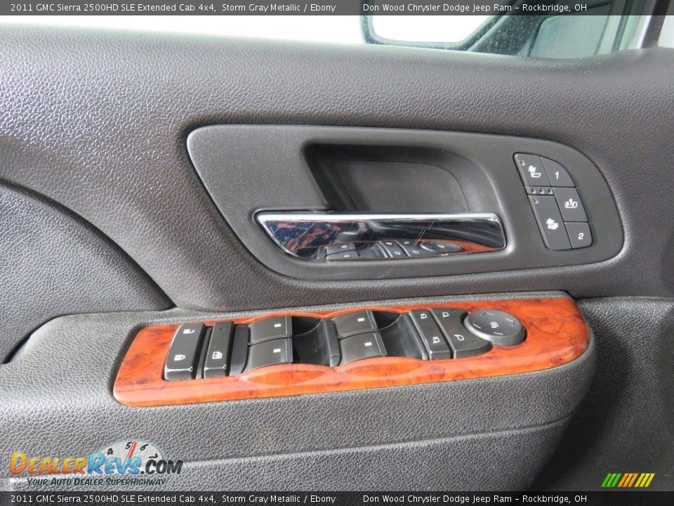 Door Panel of 2011 GMC Sierra 2500HD SLE Extended Cab 4x4 Photo #21
