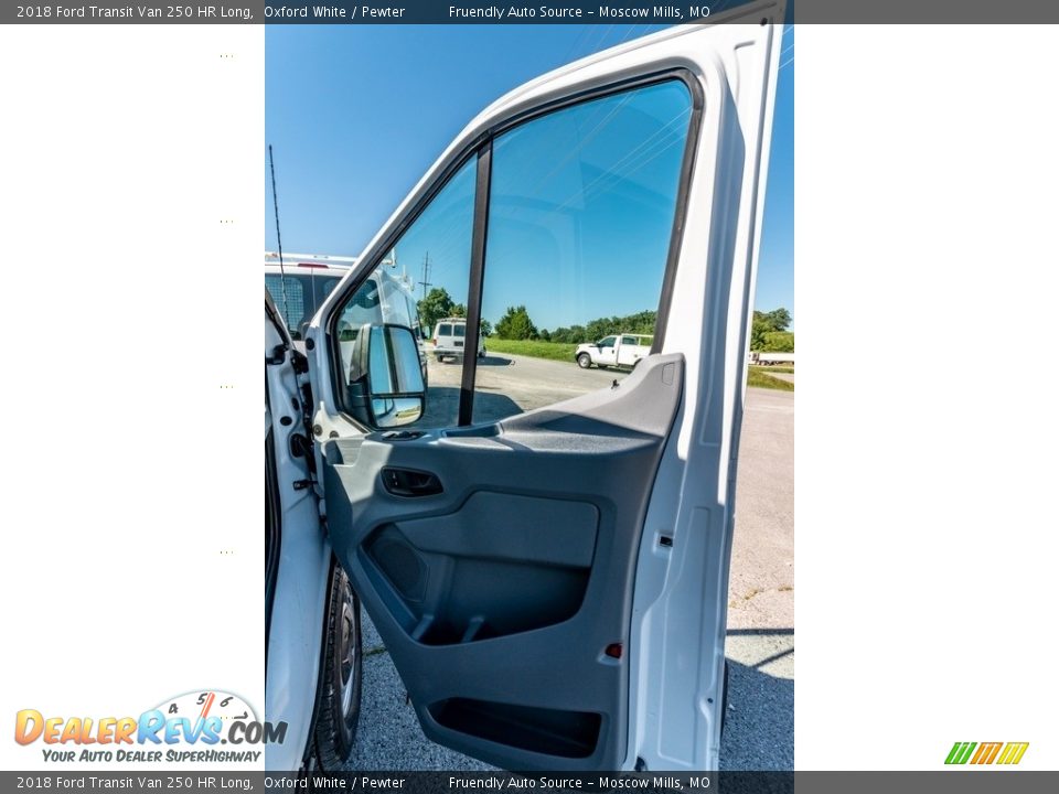 2018 Ford Transit Van 250 HR Long Oxford White / Pewter Photo #29