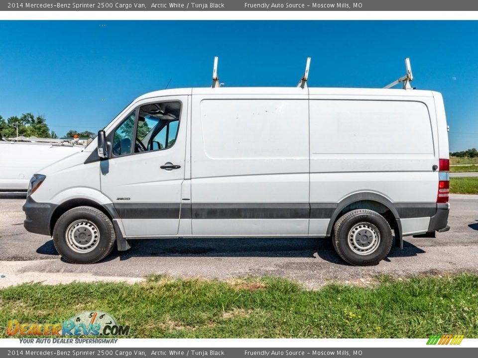2014 Mercedes-Benz Sprinter 2500 Cargo Van Arctic White / Tunja Black Photo #7
