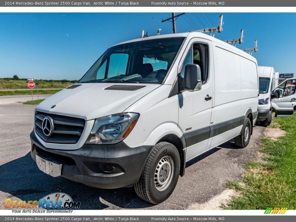 2014 Mercedes-Benz Sprinter 2500 Cargo Van Arctic White / Tunja Black Photo #8