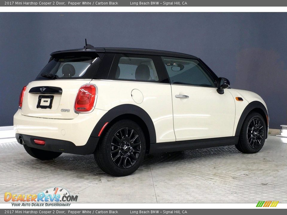 2017 Mini Hardtop Cooper 2 Door Pepper White / Carbon Black Photo #13