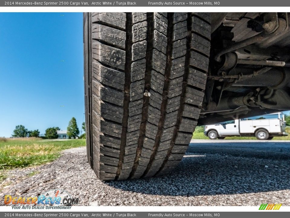 2014 Mercedes-Benz Sprinter 2500 Cargo Van Arctic White / Tunja Black Photo #15