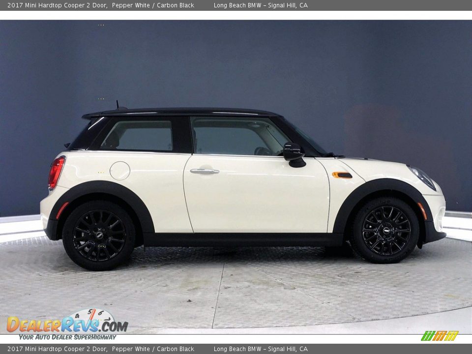 2017 Mini Hardtop Cooper 2 Door Pepper White / Carbon Black Photo #14
