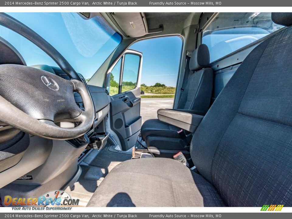 2014 Mercedes-Benz Sprinter 2500 Cargo Van Arctic White / Tunja Black Photo #19