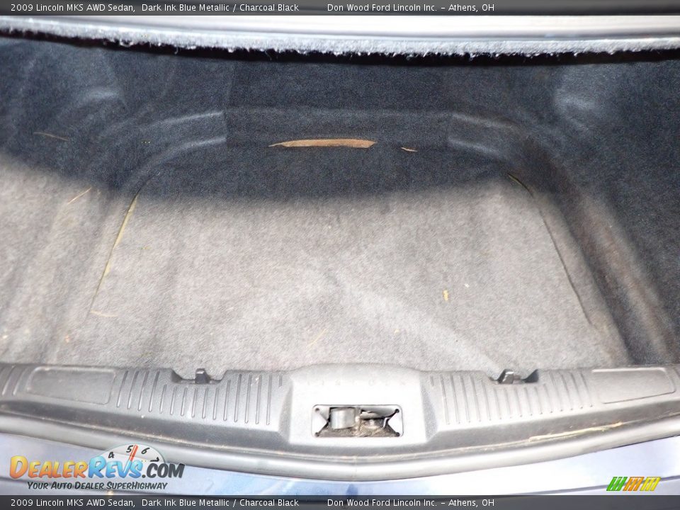 2009 Lincoln MKS AWD Sedan Trunk Photo #13