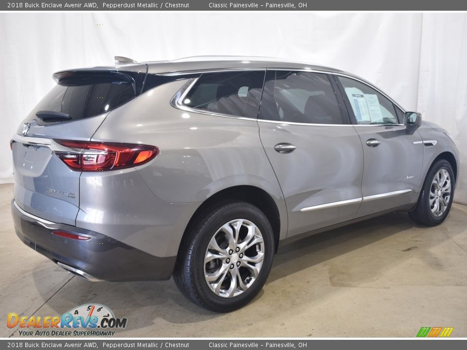 2018 Buick Enclave Avenir AWD Pepperdust Metallic / Chestnut Photo #2