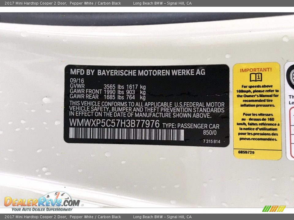2017 Mini Hardtop Cooper 2 Door Pepper White / Carbon Black Photo #34