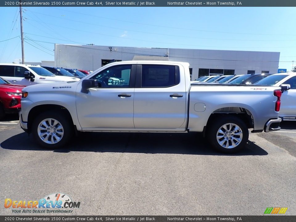 2020 Chevrolet Silverado 1500 Custom Crew Cab 4x4 Silver Ice Metallic / Jet Black Photo #2