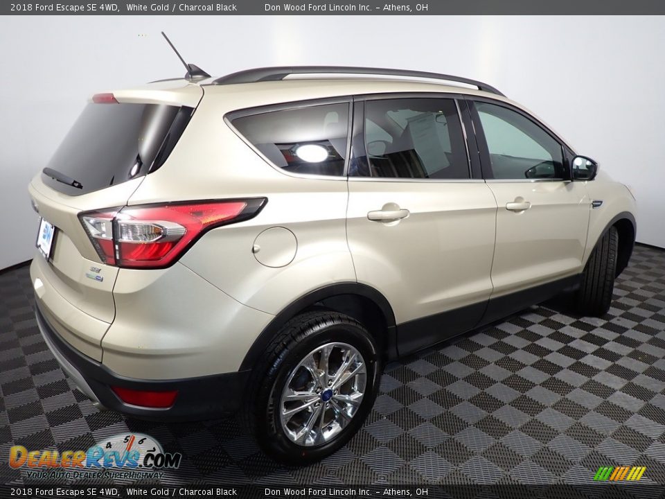 2018 Ford Escape SE 4WD White Gold / Charcoal Black Photo #15
