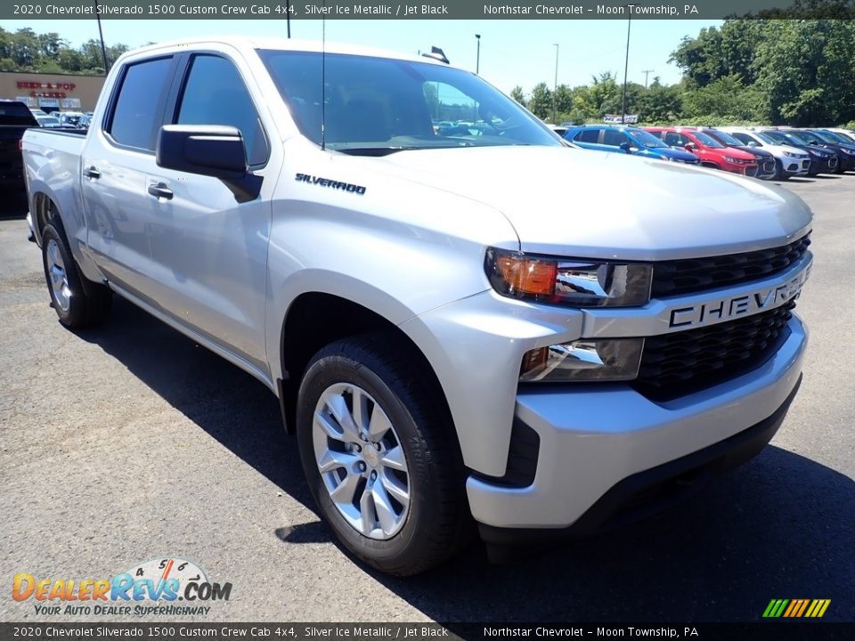 2020 Chevrolet Silverado 1500 Custom Crew Cab 4x4 Silver Ice Metallic / Jet Black Photo #7