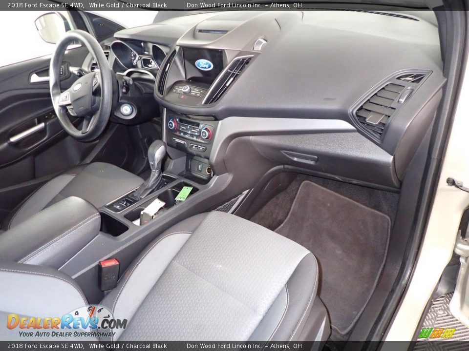 2018 Ford Escape SE 4WD White Gold / Charcoal Black Photo #26