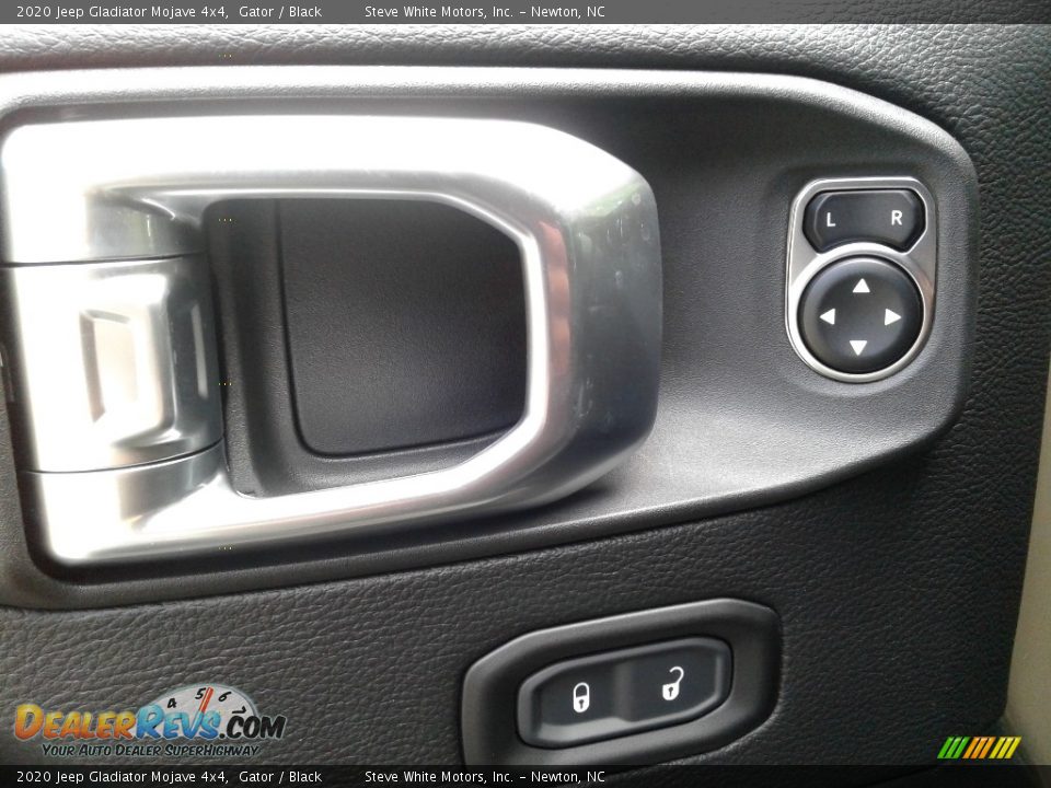 2020 Jeep Gladiator Mojave 4x4 Gator / Black Photo #16